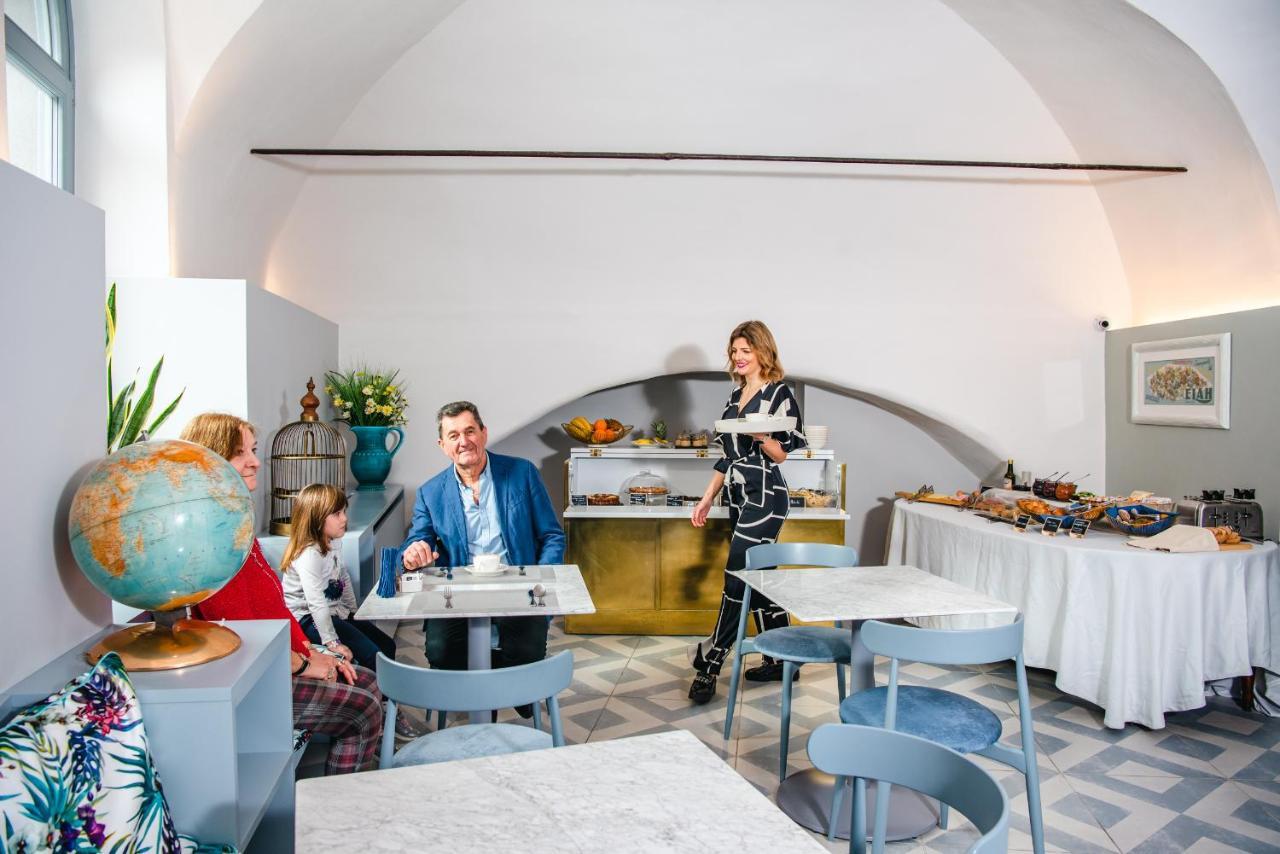 Boutique Hotel De La Ville Laigueglia Εξωτερικό φωτογραφία